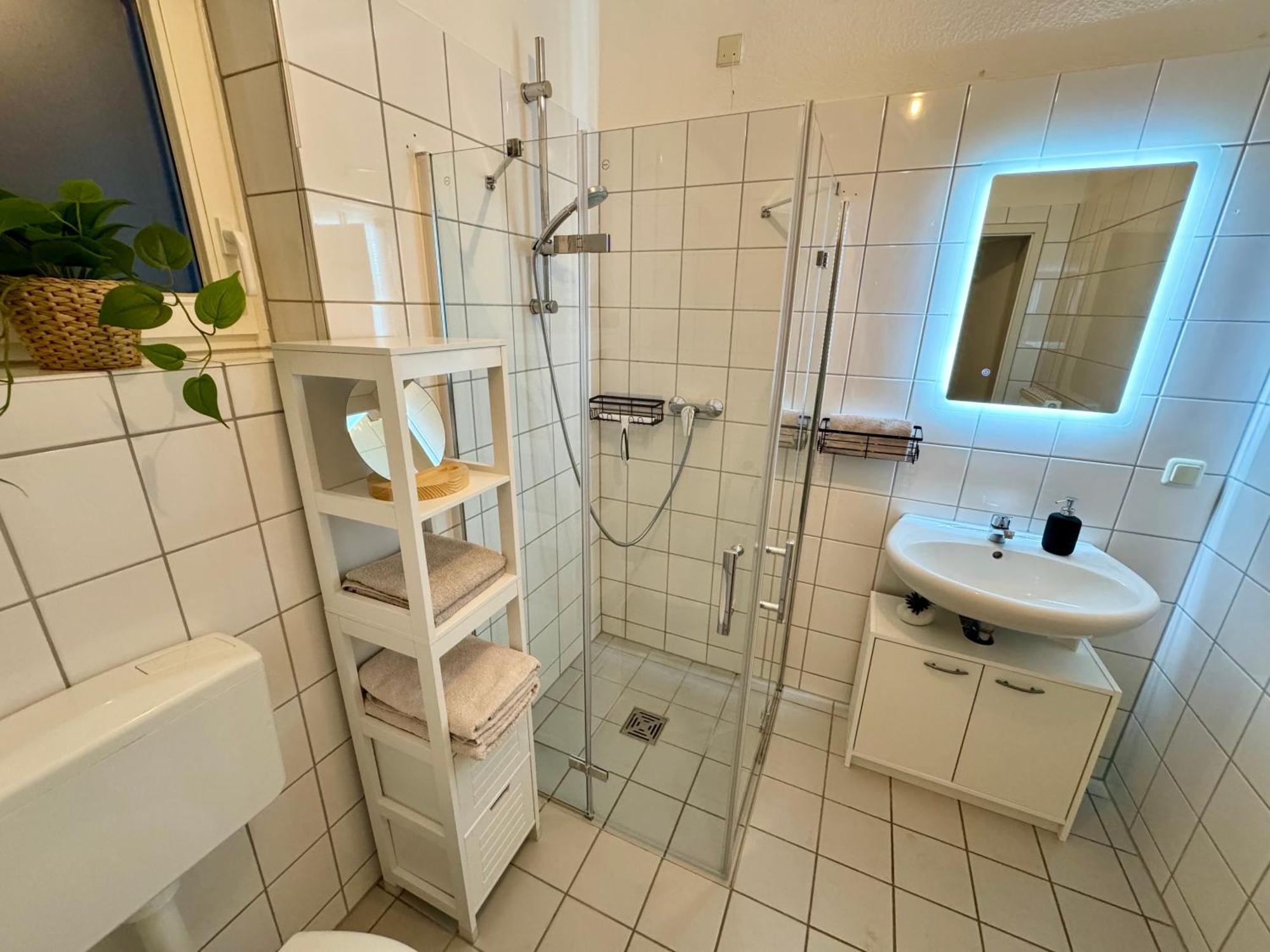 Ferienwohnung Schildblick Modernes Apartment Direkt In Der Altstadt Von Erfurt Nahe Der Kraemerbruecke - Beste Innenstadtlage ภายนอก รูปภาพ